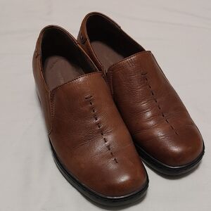 Worthington Women's Brown Leather Slip-On Shoes - 8M